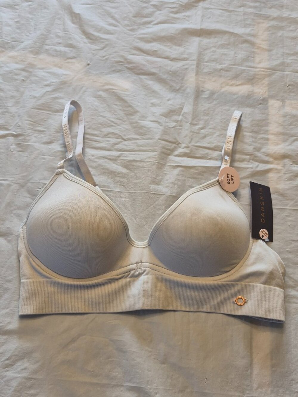 NWT 36B Light Silver Danskin Microfiber Seamless Molded Underwire Bra